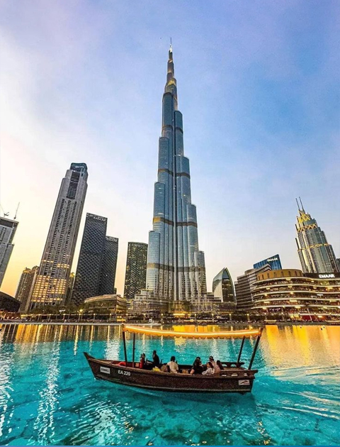 Dubai Fountain Lake Ride